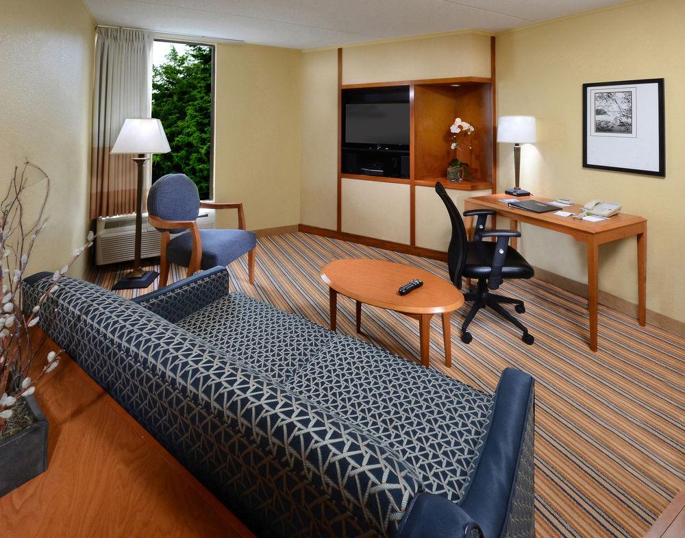 Holiday Inn Express Hopewell - Fort Lee Area, An Ihg Hotel Екстериор снимка