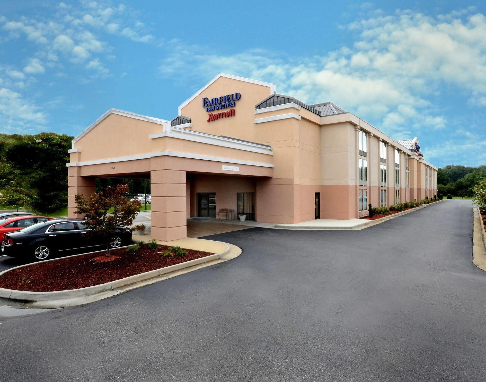 Holiday Inn Express Hopewell - Fort Lee Area, An Ihg Hotel Екстериор снимка